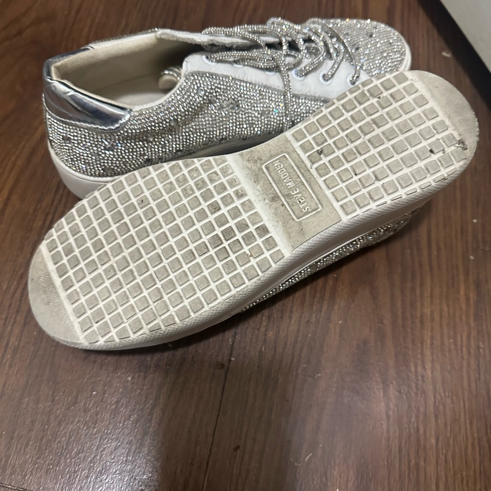 Steve Madden Glittering Silver Sneakers